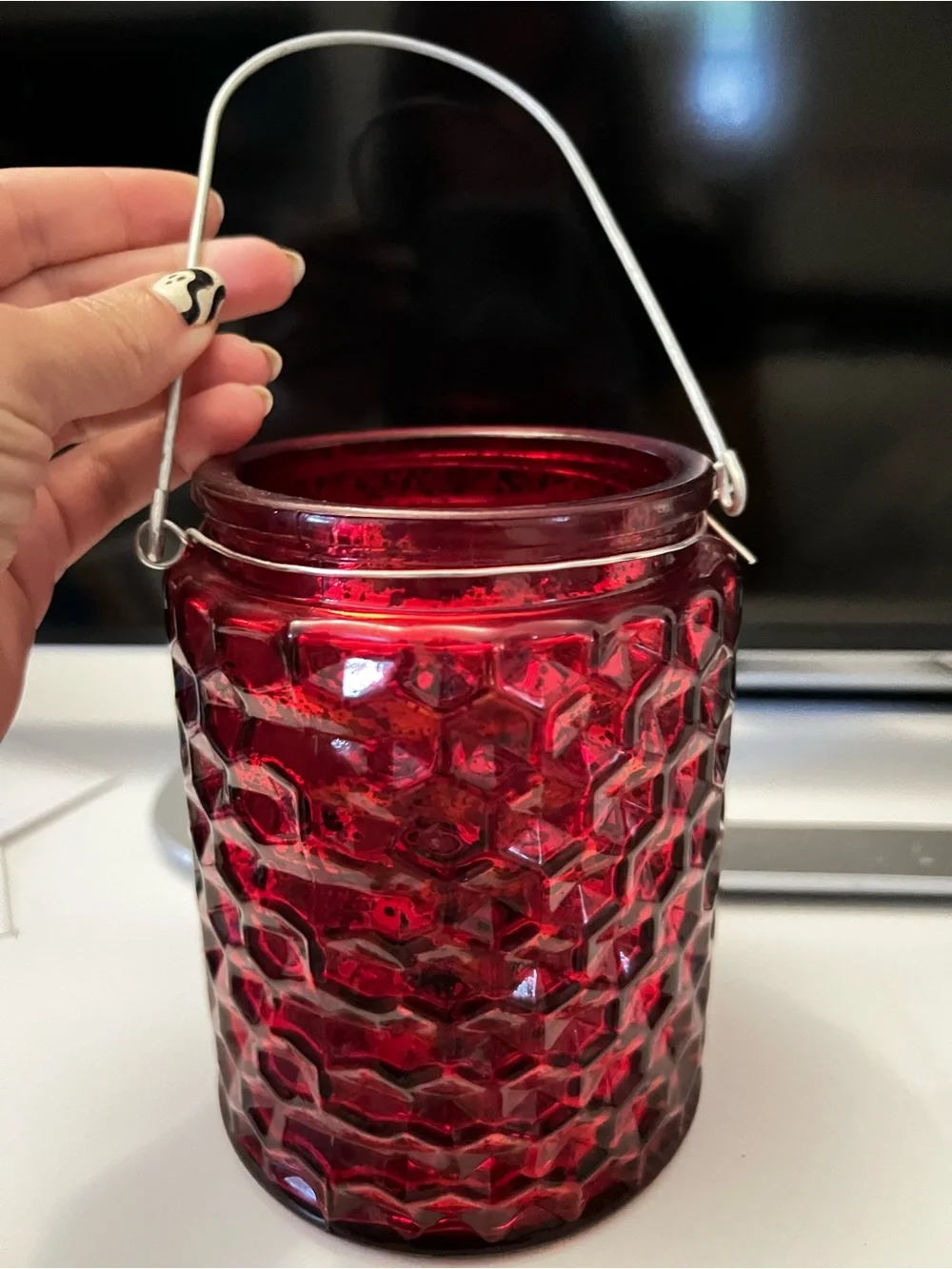 N/A decorative red